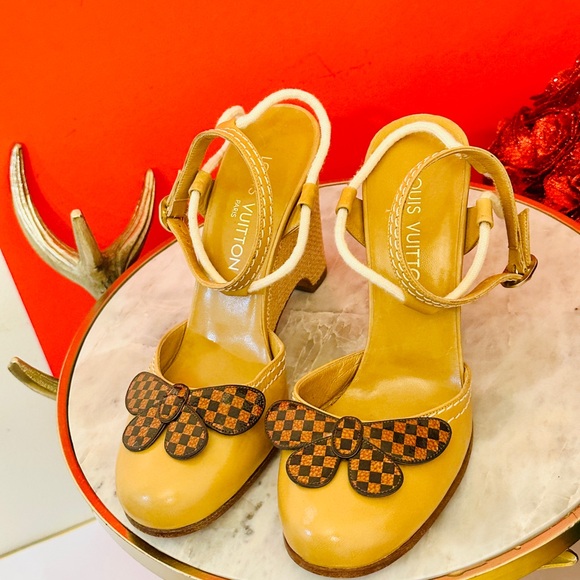 Louis Vuitton Beige Checkered Women's Shoes - Picture 2 of 13